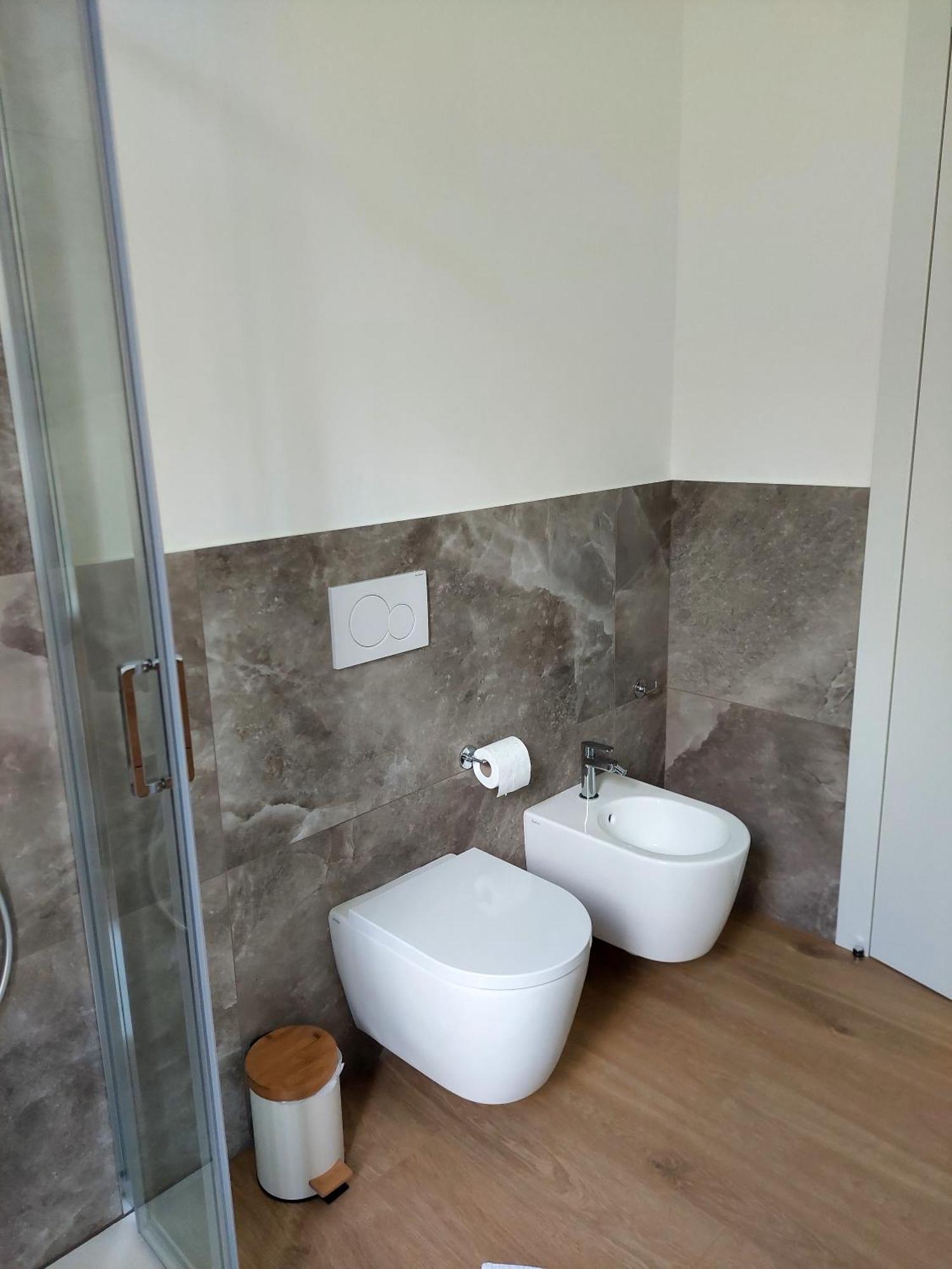 Casa Corso Matteotti 16 Apartman Lecco Kültér fotó